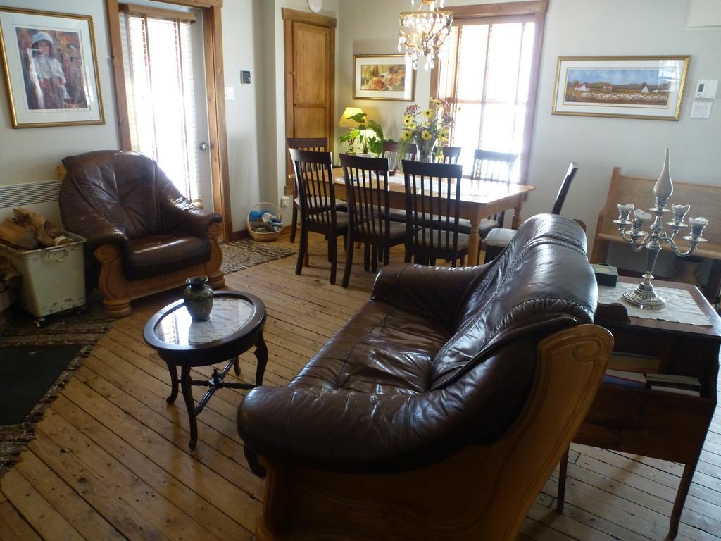 B&B Les Deux Pignons Petit-Saguenay 外观 照片