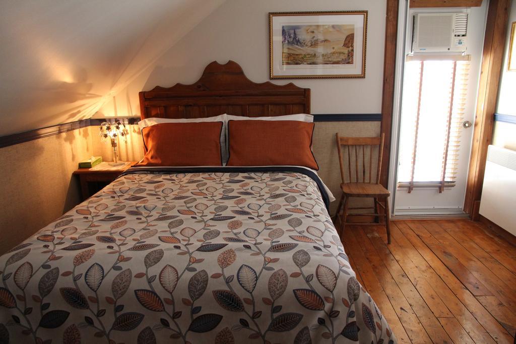 B&B Les Deux Pignons Petit-Saguenay 外观 照片