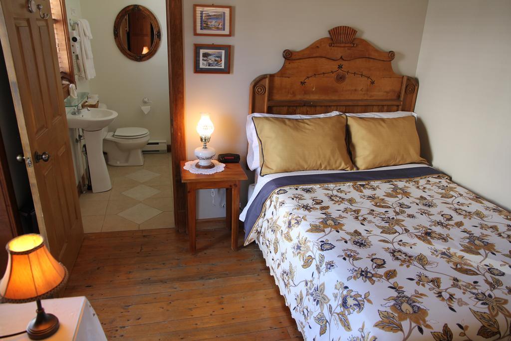 B&B Les Deux Pignons Petit-Saguenay 外观 照片